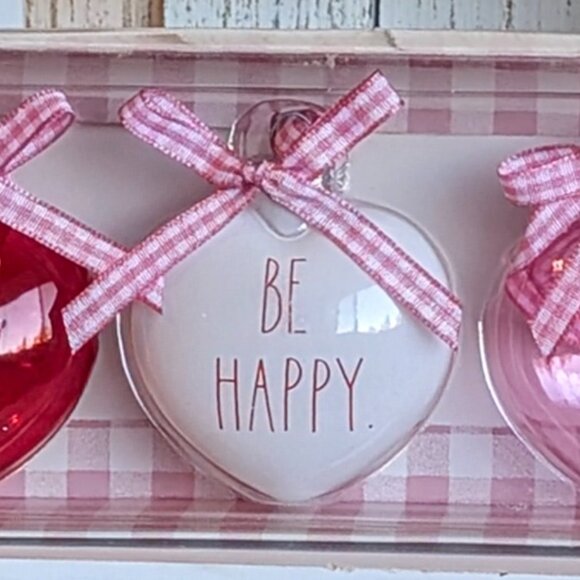 Rae Dunn Valentine’s Day ornaments💕 set 3 - Picture 6 of 7
